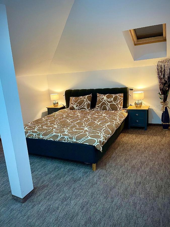 Cozy Apartament With 2Rooms 蒂米什瓦拉 外观 照片